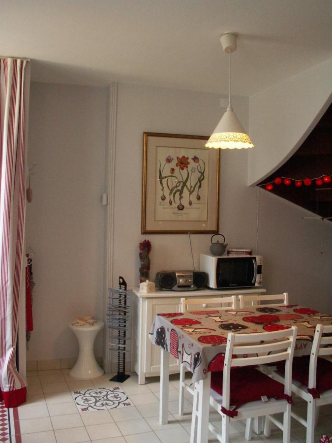 Dodo Et Tartines B&B Bayeux Bagian luar foto